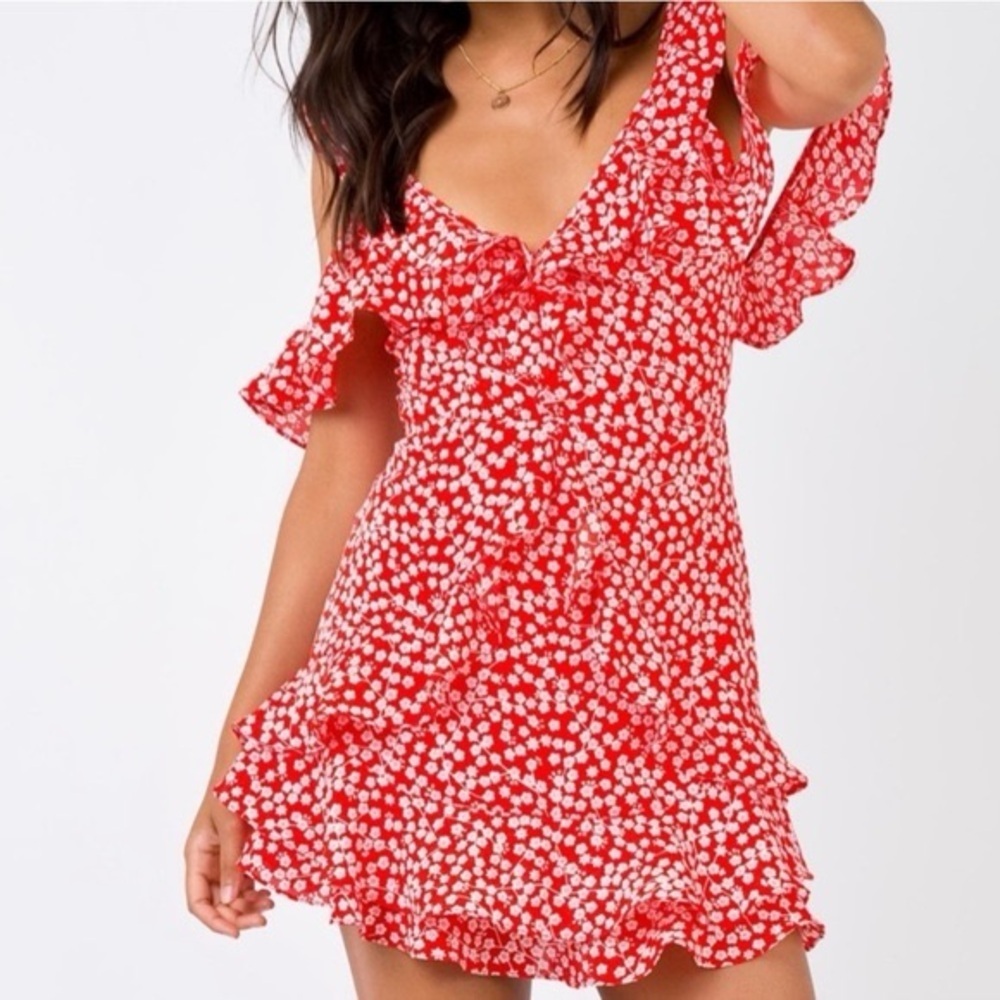Showpo Red Floral Women's mini dress size 6